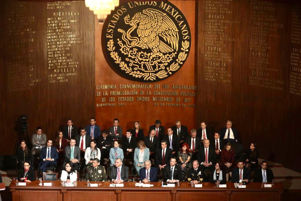 Participa gobernador Alfonso Durazo en ceremonia conmemorativa del 106 aniversario de la Constitución de 1917