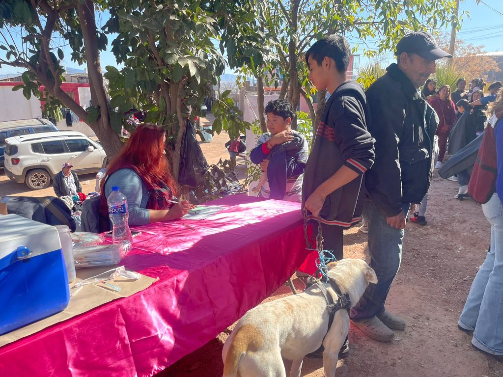 Atienden a más de 200 familias en Las Torres