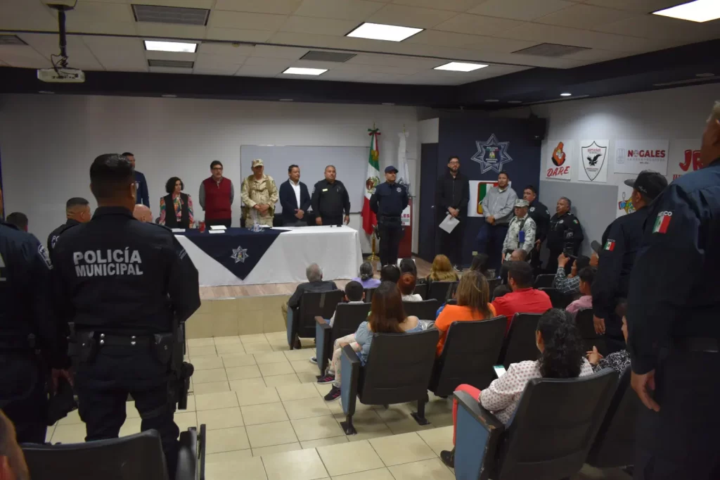 Busca el Alcalde apoyar a las familias de policías con alimento