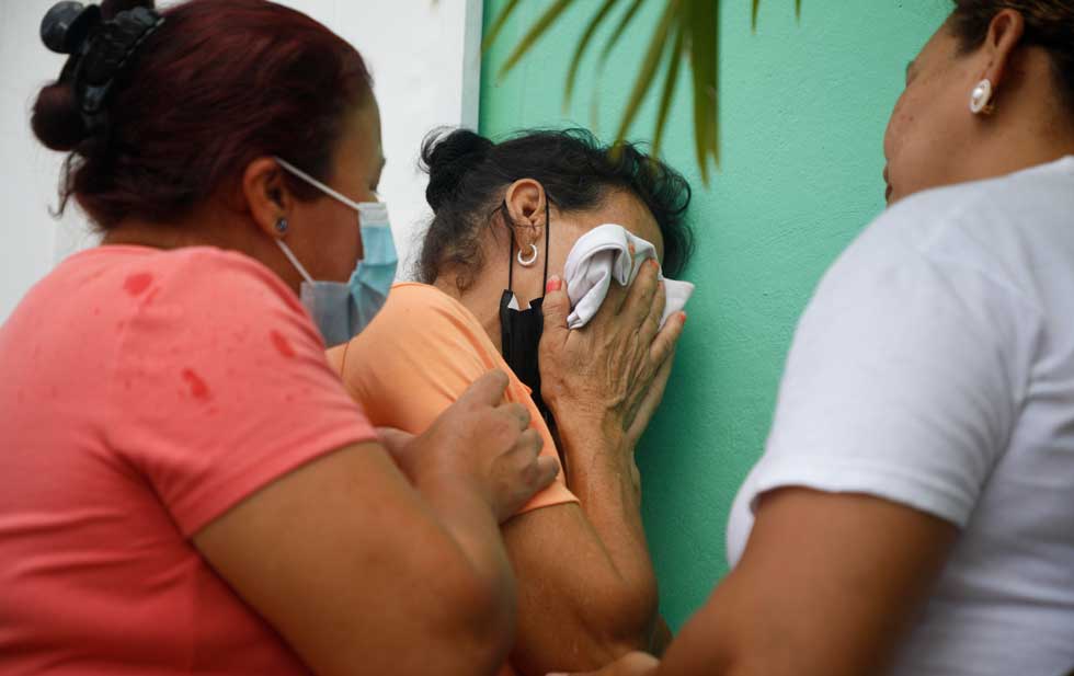 MUEREN 41 MUJERES EN CÁRCEL DE HONDURAS TRAS UN PLEITO DE PANDILLAS