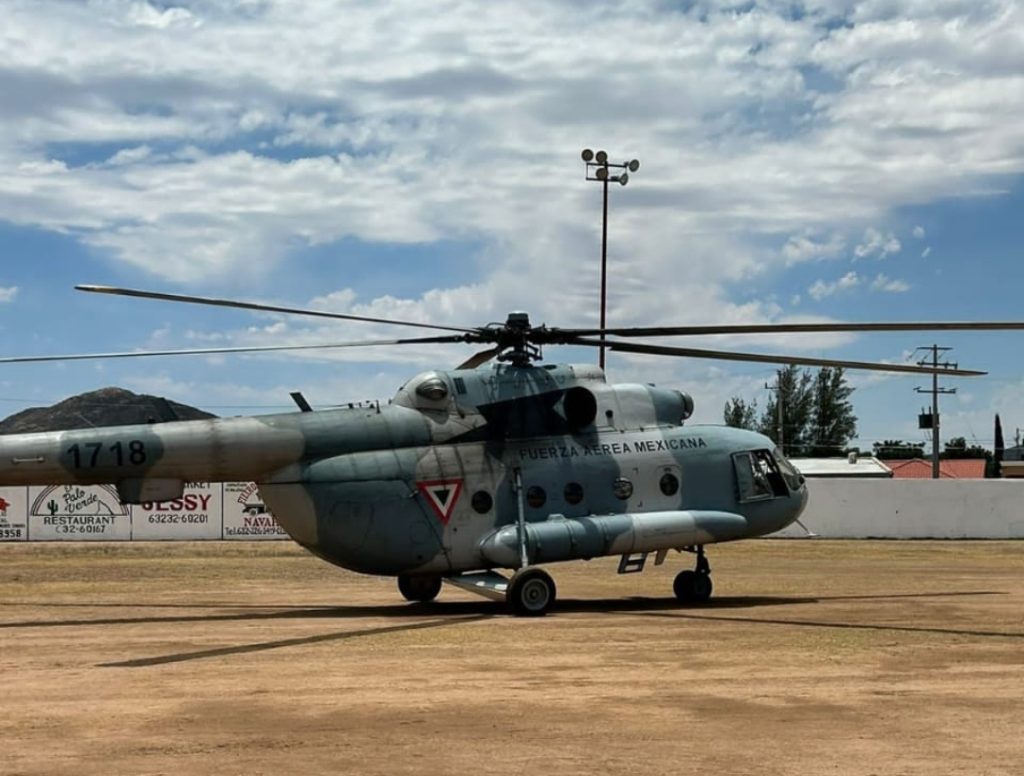 LLEGA APOYO #AÉREO DE #HELICÓPTERO PARA EL COMBATE DE #INCENDIO FORESTAL EN #IMURIS.