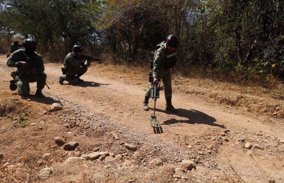 COMO EN AFGANISTÁN: SIEMBRAN MINAS ANTIPERSONAL EN MICHOACÁN  