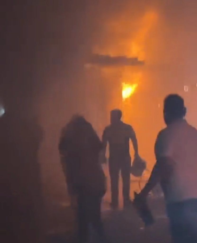 MUEREN 11 PERSONAS EN INCENDIO DE SAN LUIS RÍO COLORADO #VIDEO