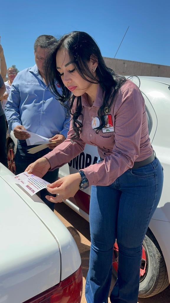 Ponen en marcha Taxi Seguro, Mujeres Seguras