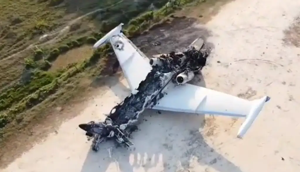 Ejército venezolano destruye avión proveniente de México presuntamente ligada al narcotráfico