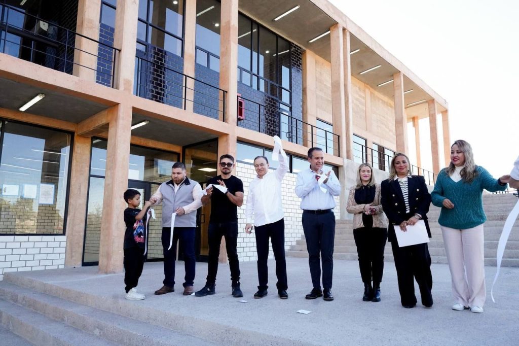 Inaugura Gobernador Durazo Centro Cultural Ágora en Hermosillo