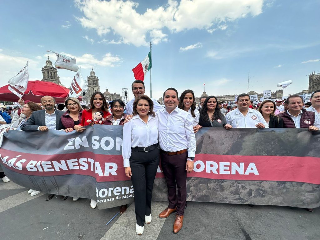 Acompañan Lorenia Valles y Heriberto Aguilar al arranque de campaña de Claudia Sheinbaum en el zócalo de la capital del país