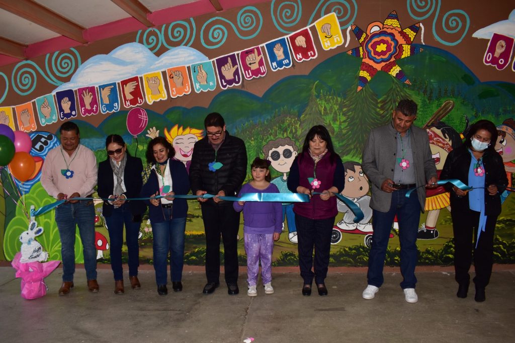 Inauguran Mural Una Fiesta de la Inclusión