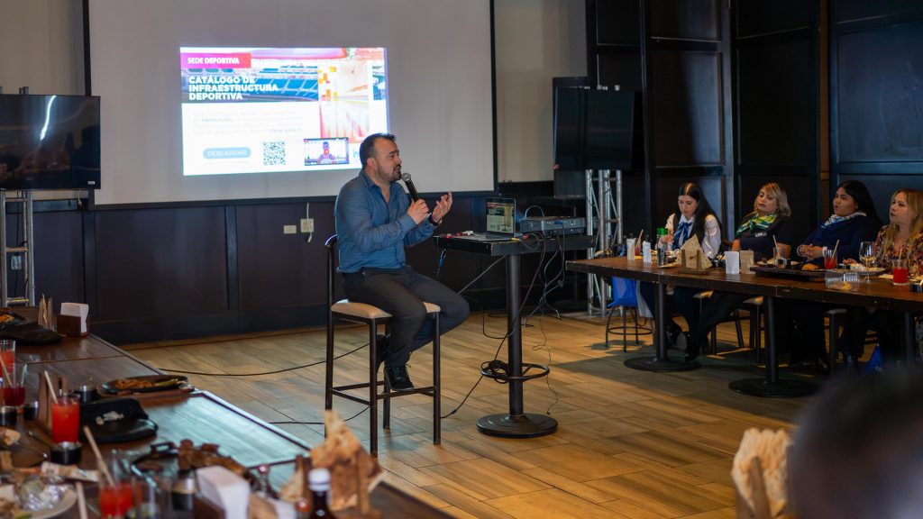 Presenta Gobierno de Sonora escenario para turismo de negocios a empresarios en Baja California