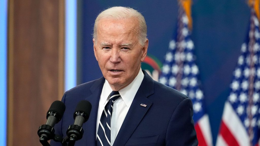 Biden restringe peticiones de asilo en la frontera sur, continuarán las deportaciones de inmigrantes de otros países a México