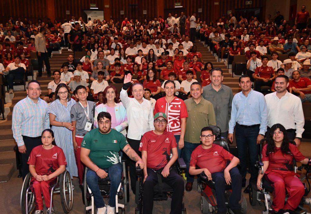 Beneficia Gobernador Durazo a 452 atletas con becas deportivas