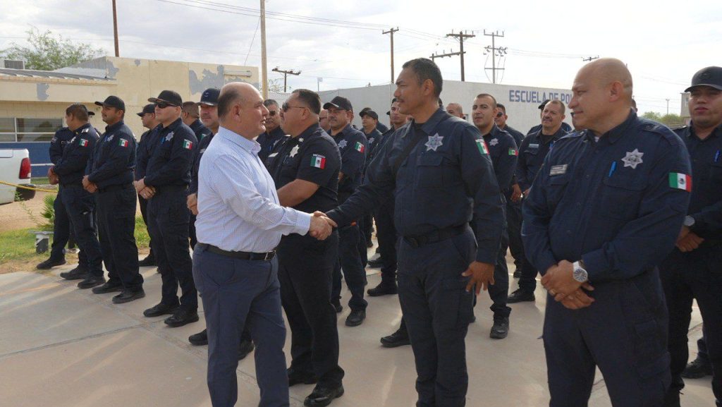 Refrenda Alcalde de San Luis compromiso con policías municipales