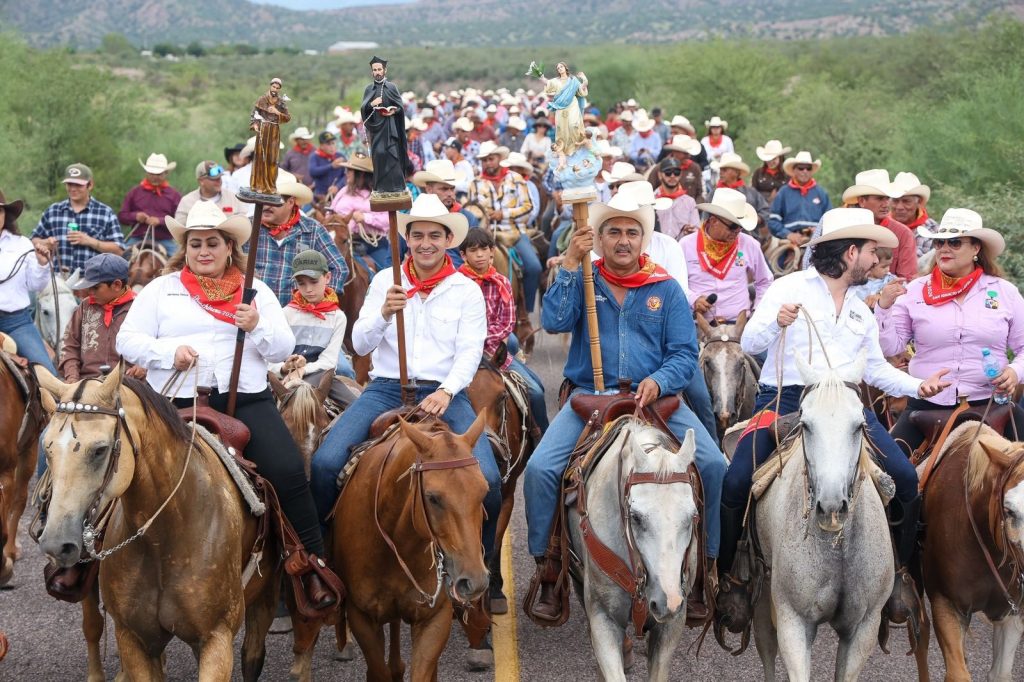 Huachinera, Sonora celebra sus fiestas patronales en honor a San Ignacio de Loyola