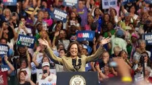 Kamala Harris en Arizona promete seguridad fronteriza y una reforma migratoria