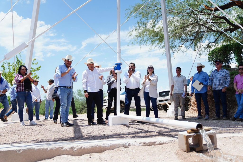 Lleva Gobernador Durazo agua a comunidades que nunca habían tenido acceso