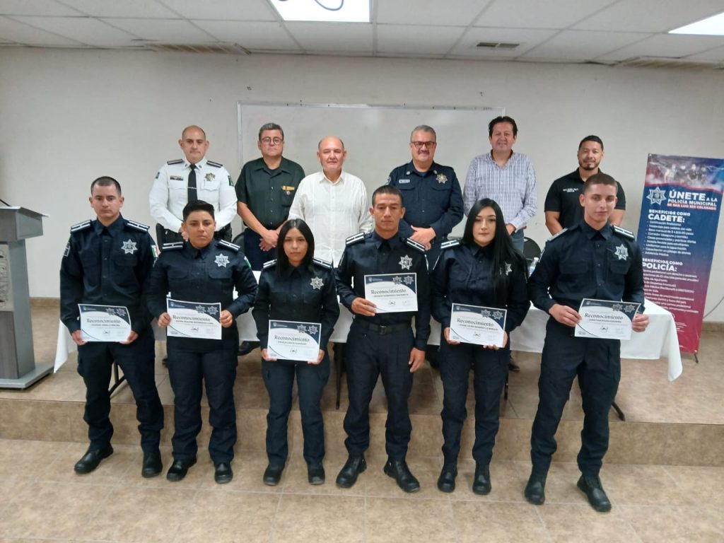 Egresan otros 6 agentes de la Escuela de Policía