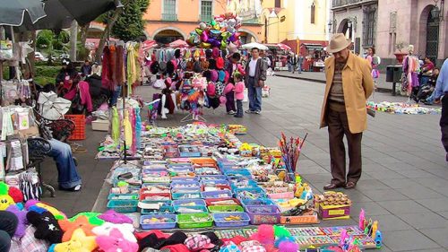 Secretaría de Economía busca reducir negocios informales para que mejoren su productividad