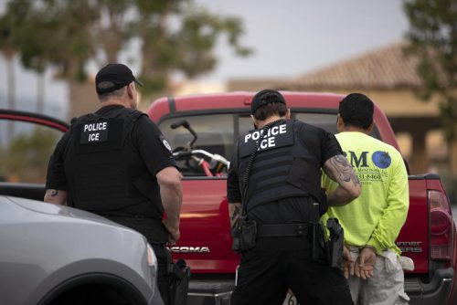 Demandan a ICE por retener ilegalmente más de 300 mdd por pagos de fianzas para liberar a inmigrantes detenidos