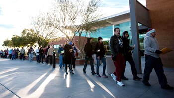 Inmigrantes ilegales en Nevada piden a latinos que voten con conciencia por un candidato que no los perjudique