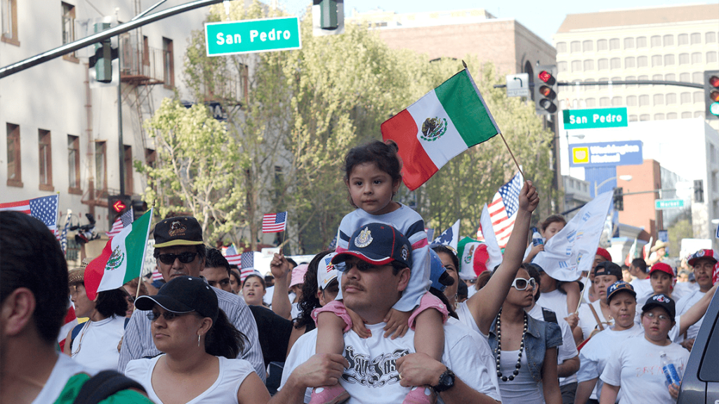 Población de mexicanos en EE.UU. disminuyó en 321 mil en los últimos 6 años, según última Encuesta de la Comunidad Estadounidense