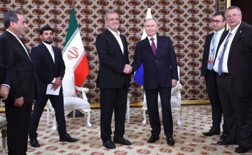 Refuerzan comunicación Putin y el presidente iraní, Masud Pezeshkian; se felicitan por sus puntos de vista similares sobre los asuntos mundiales