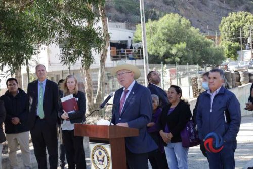 Ken Salazar insta a México y Estados Unidos a trabajar en paralelo para mejorar la seguridad en la frontera